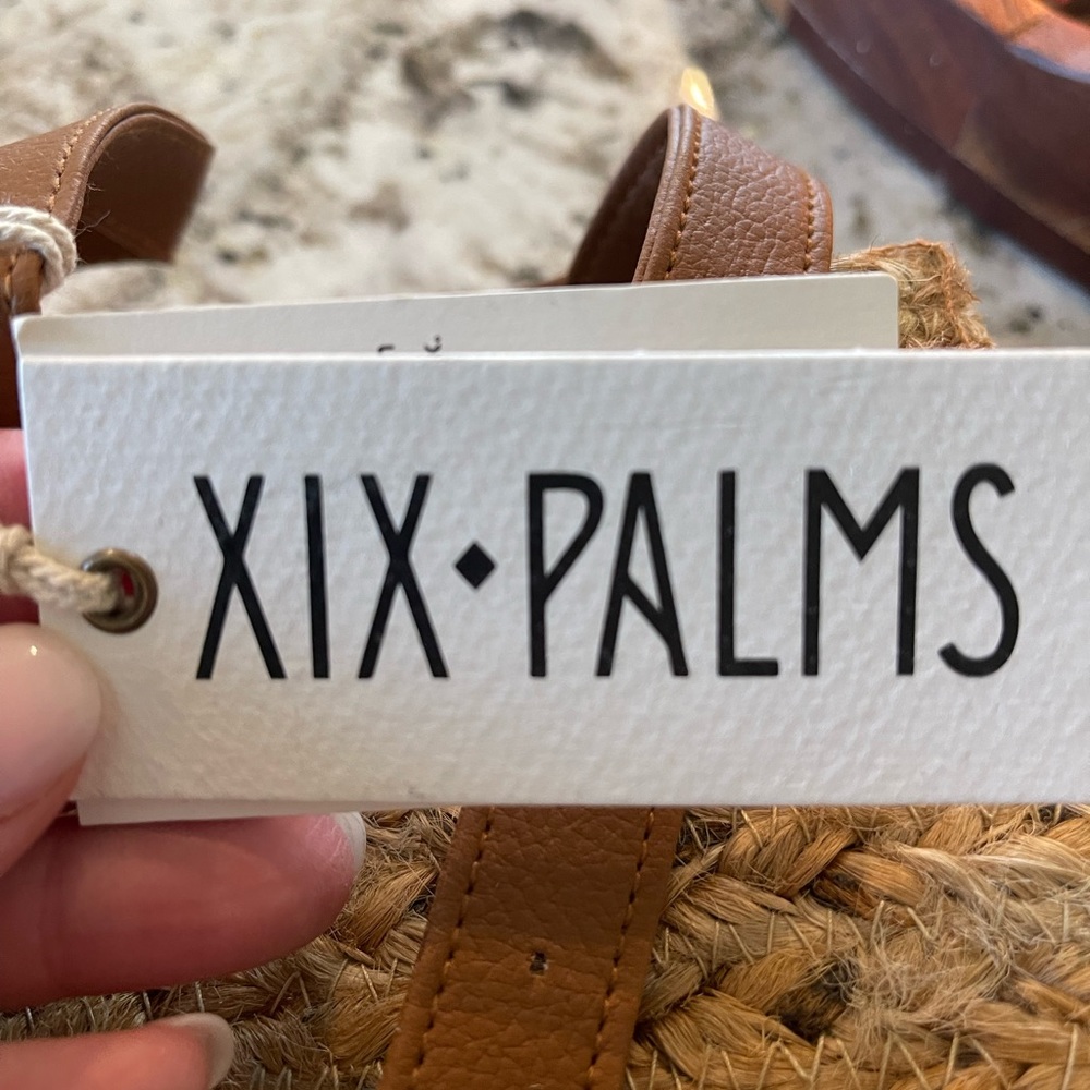 Insulated Straw Backpack - image 4